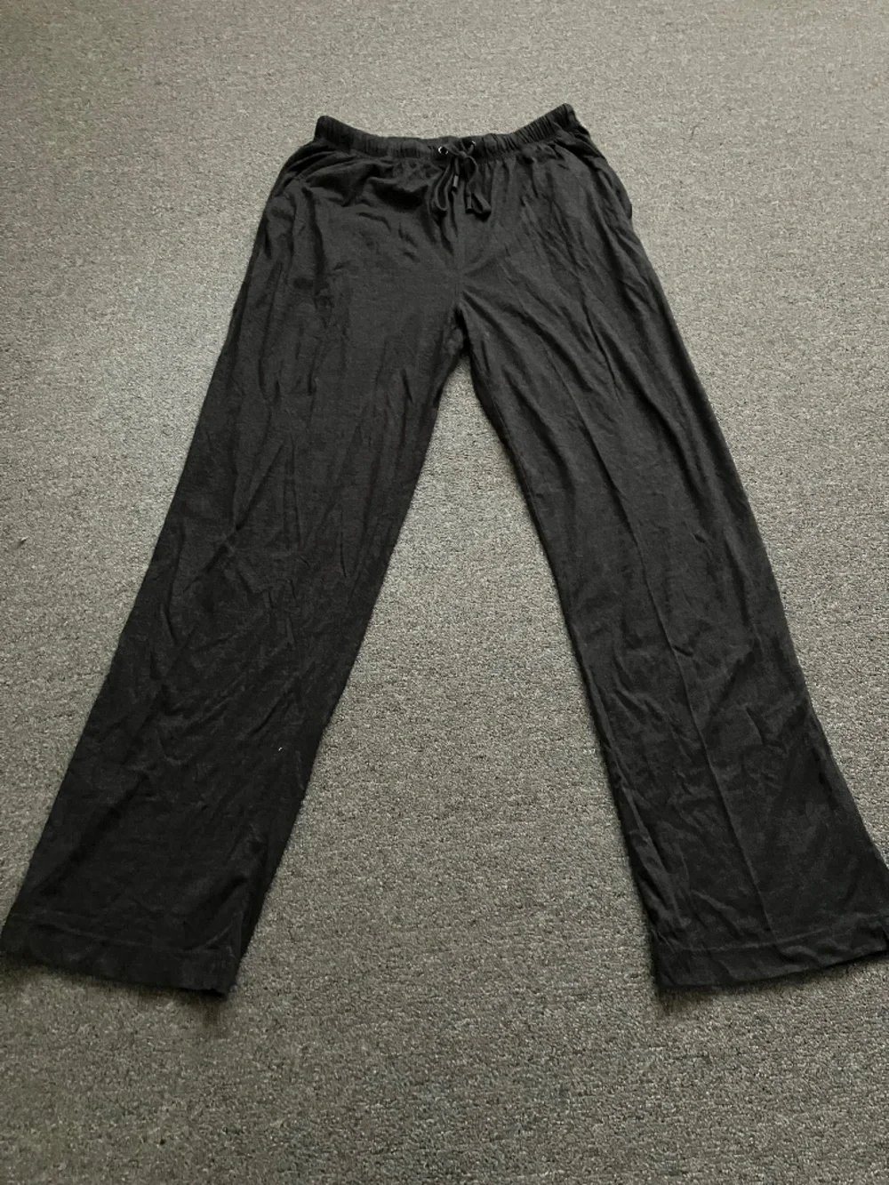 Women’s American Essentials Black Lounge Pants Size Medium